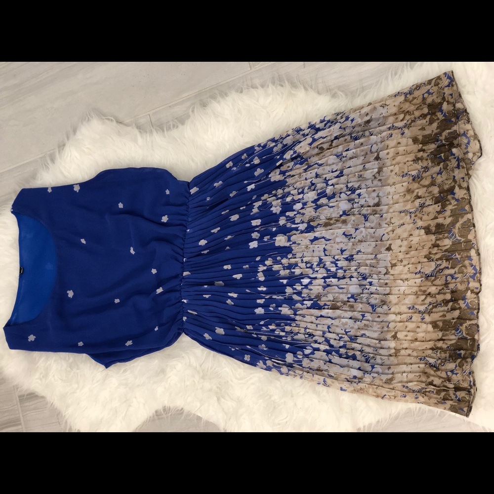 Blue with floral pleated dress size S